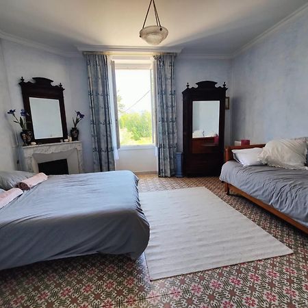 Chambre 3 Personnes Avec Salle De Bain Dans Mas Du Luberon Robion en Luberon Exteriör bild