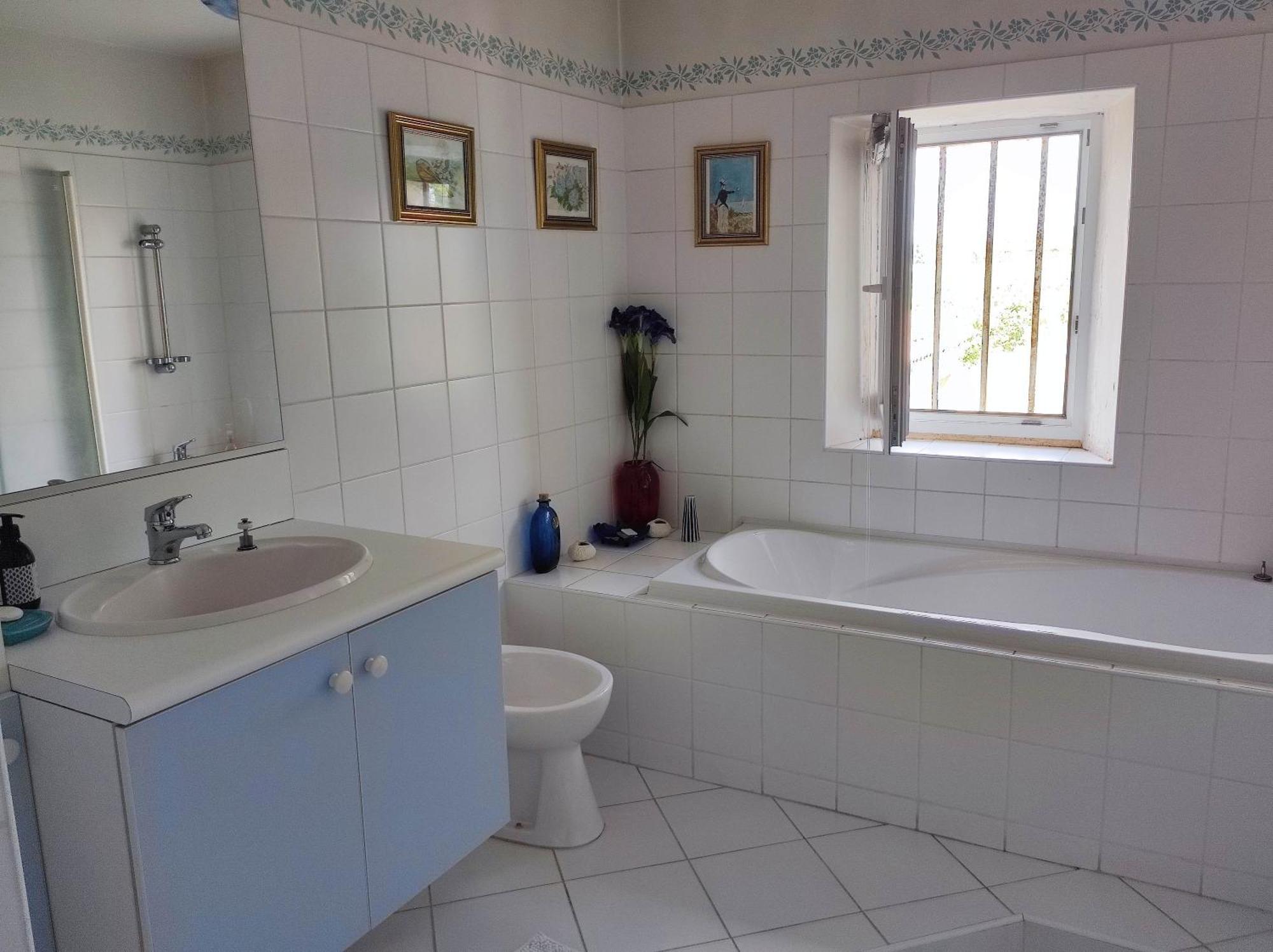Chambre 3 Personnes Avec Salle De Bain Dans Mas Du Luberon Robion en Luberon Exteriör bild